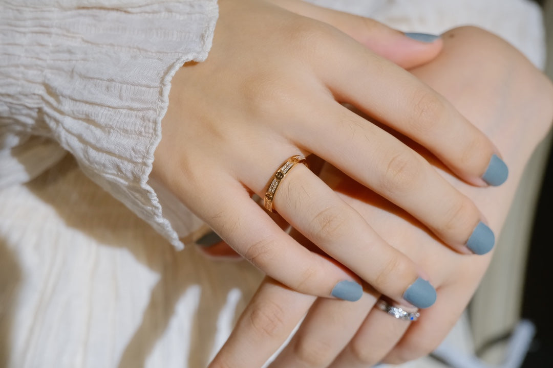 ¡®Lumi¡¯LOVE RING 2.65MM DIAMOND