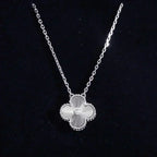 ¡®Lumi¡¯CLOVER  15MM DIAMOND LASER NECKLACE SILVER