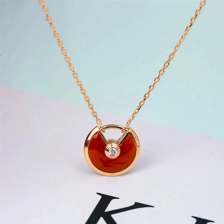 ¡®Lumi¡¯AMULETTE GOLD CARNELIAN ONYX NECKLACE