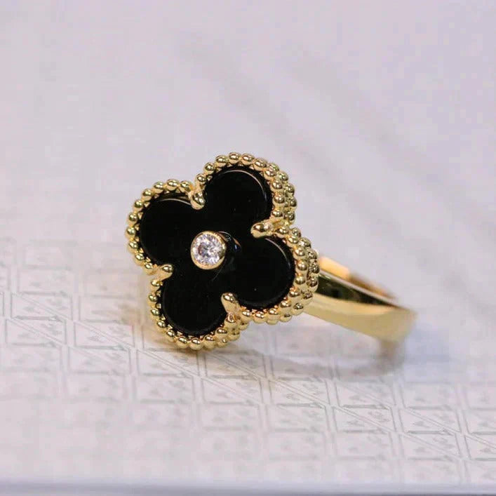 ¡®Lumi¡¯CLOVER ONYX RING GOLD DIAMOND
