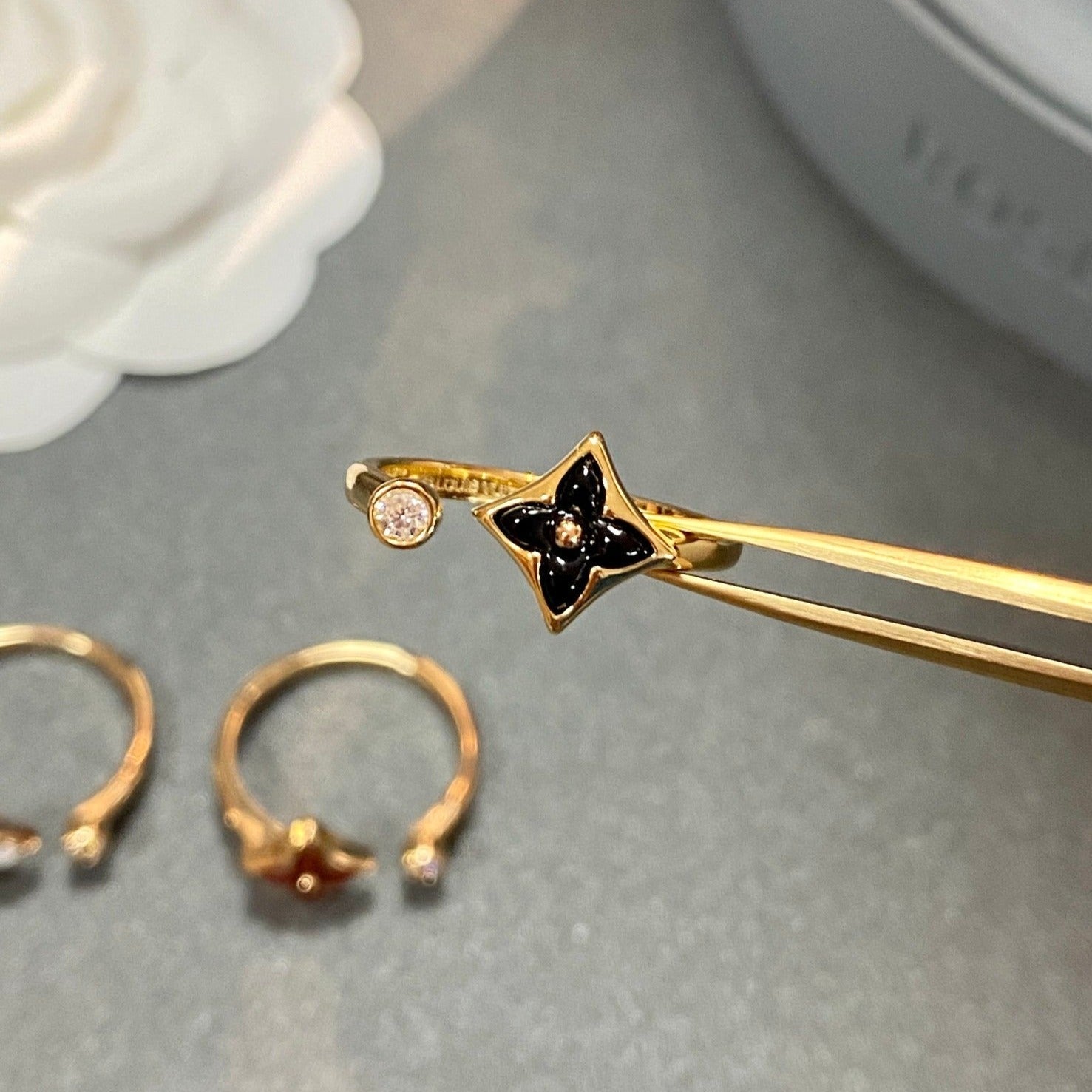 ¡®Lumi¡¯STAR 1 DIAMOND OPEN RING