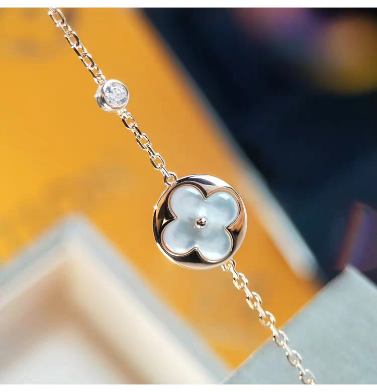 ¡®Lumi¡¯SUN MOP GOLD 1 DIAMOND NECKLACE