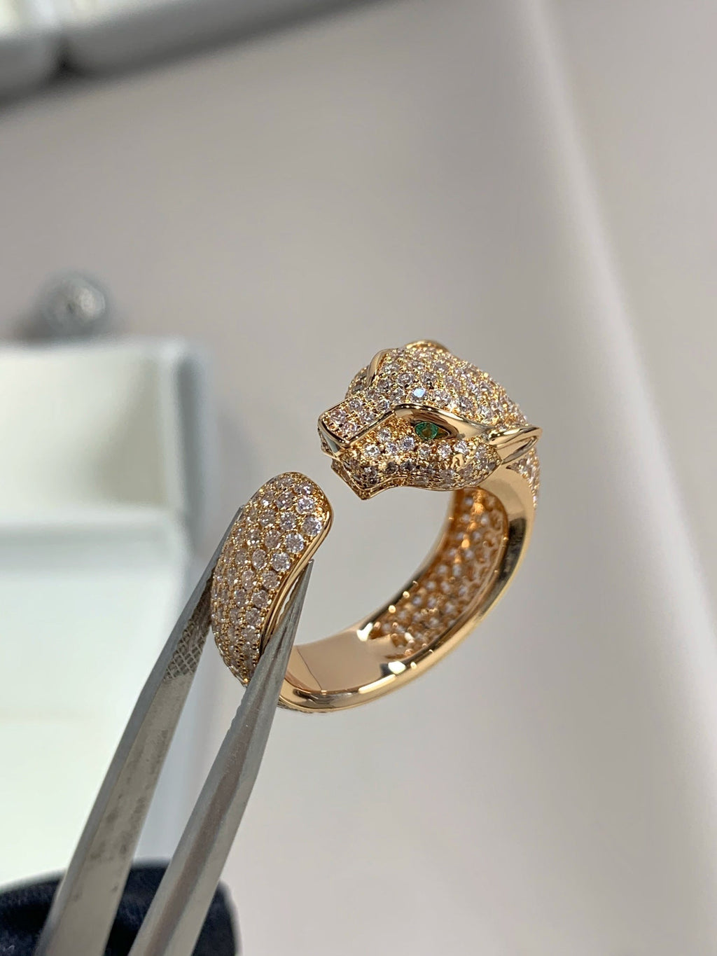 ¡®Lumi¡¯PANTHERE PINK GOLD DIAMOND RING