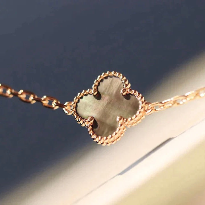 ¡®Lumi¡¯CLOVER 20 MOTIFS DARK MOP DIAMOND  NECKLACE