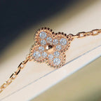 ¡®Lumi¡¯CLOVER 20 MOTIFS MALACHITE DIAMOND NECKLACE