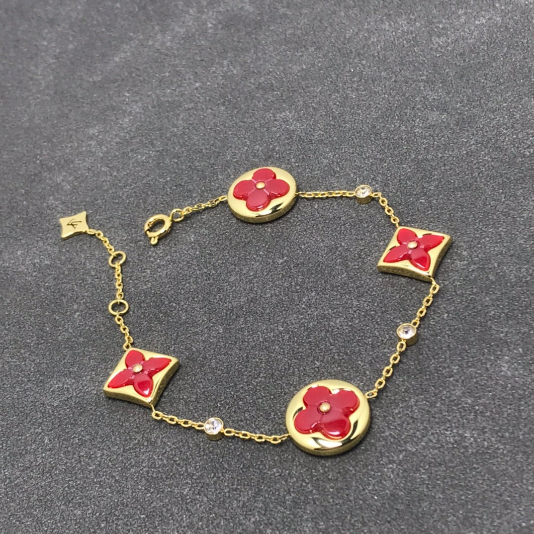¡®Lumi¡¯STAR AND SUN CARNELIAN 4 MOTIFS 3 DIAMONDS