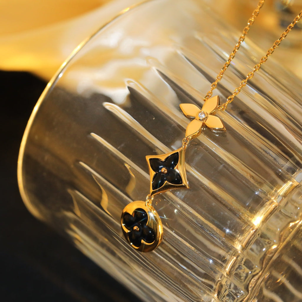 ¡®Lumi¡¯STAR AND SUN ONYX PINK GOLD NECKLACE