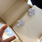 ¡®Lumi¡¯CLOVER COMOS DIAMOND EARRINGS SILVER