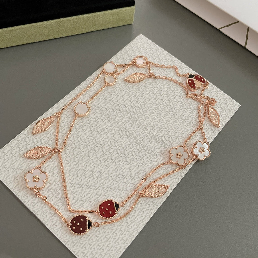 ¡®Lumi¡¯LUCKY SPRING 15 MOTIFS ROSE GOLD NECKLACE
