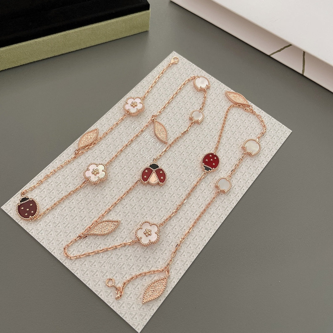¡®Lumi¡¯LUCKY SPRING 15 MOTIFS ROSE GOLD NECKLACE