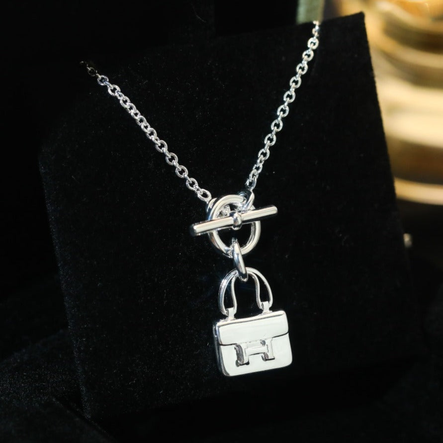 ¡®Lumi¡¯POP H PEDANT SILVER NECKLACE