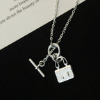 ¡®Lumi¡¯POP H PEDANT SILVER NECKLACE
