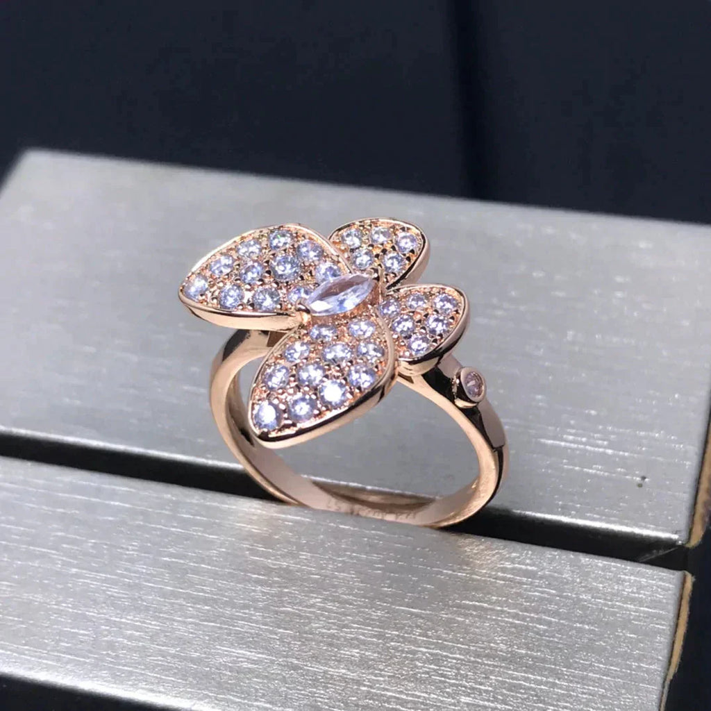 ¡®Lumi¡¯BUTTERFLY PINK GOLD DIAMOND RING