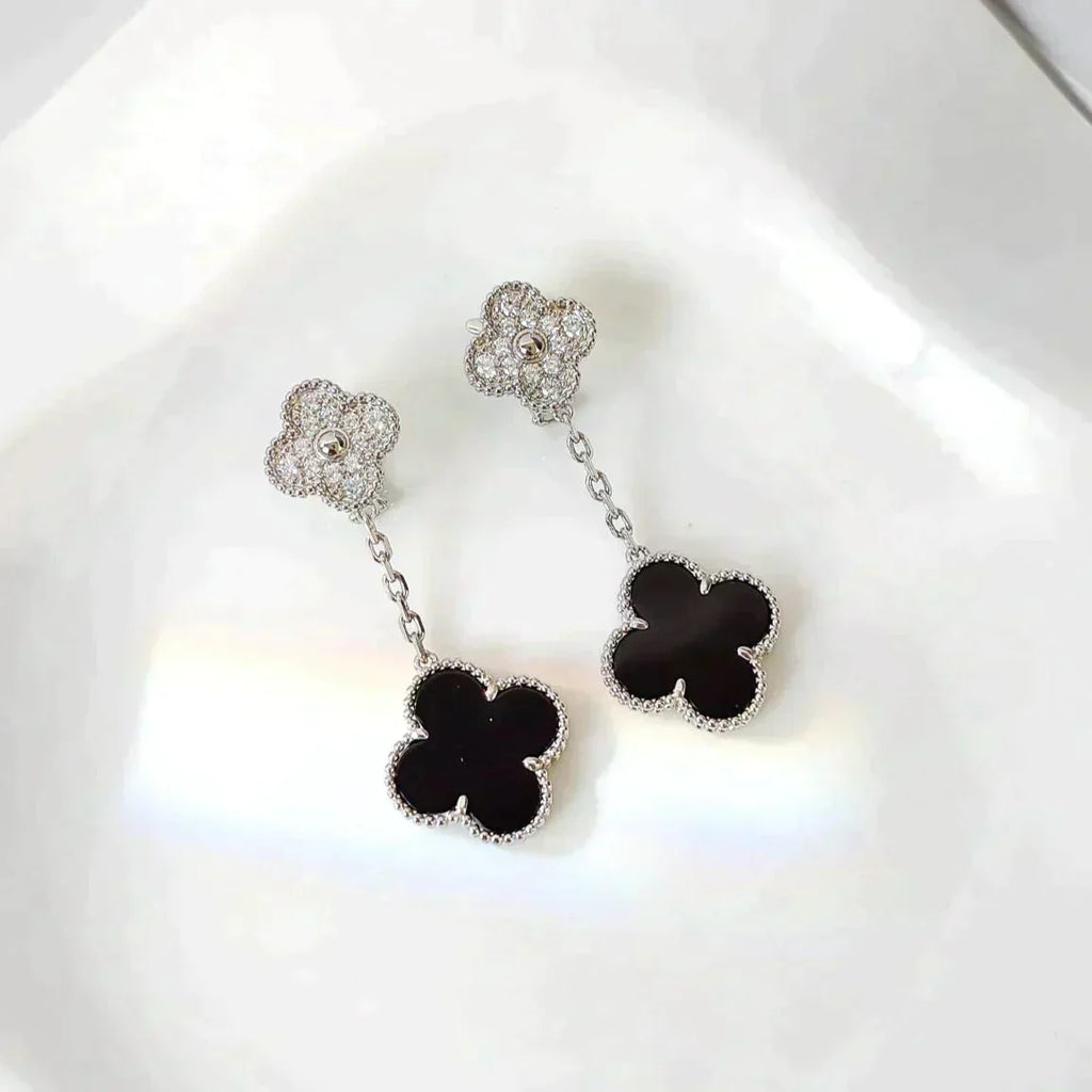 ¡®Lumi¡¯CLOVER 2 MOTIFS  DIAMOND ONYX EARRINGS SILVER