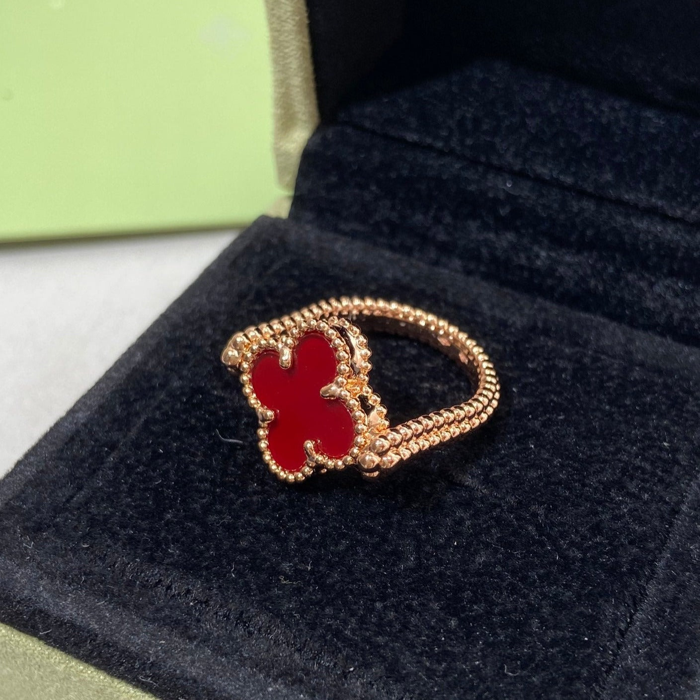 ¡®Lumi¡¯CLOVER RIVERSIBLE ROSE GOLD RING