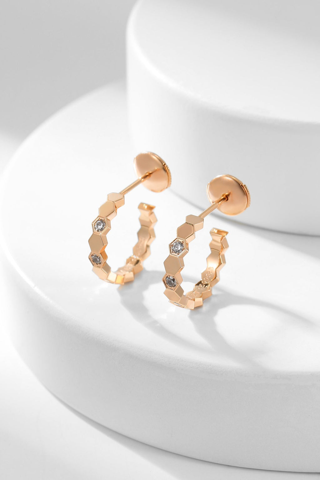 ¡®Lumi¡¯BEE LOVE DIAMOND HOOP EARRINGS