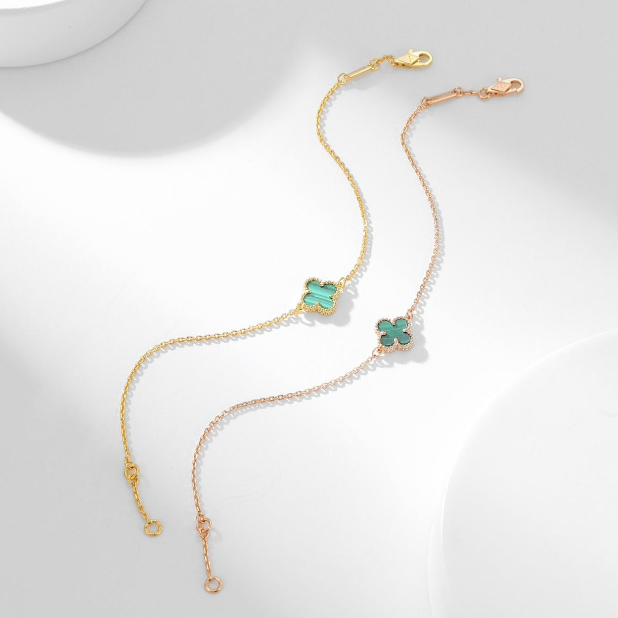 ¡®Lumi¡¯CLOVER BRACELET MALACHITE 1 MOTIF