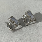 ¡®Lumi¡¯CLOVER CHALCEDONY SILVER STUD EARRINGS