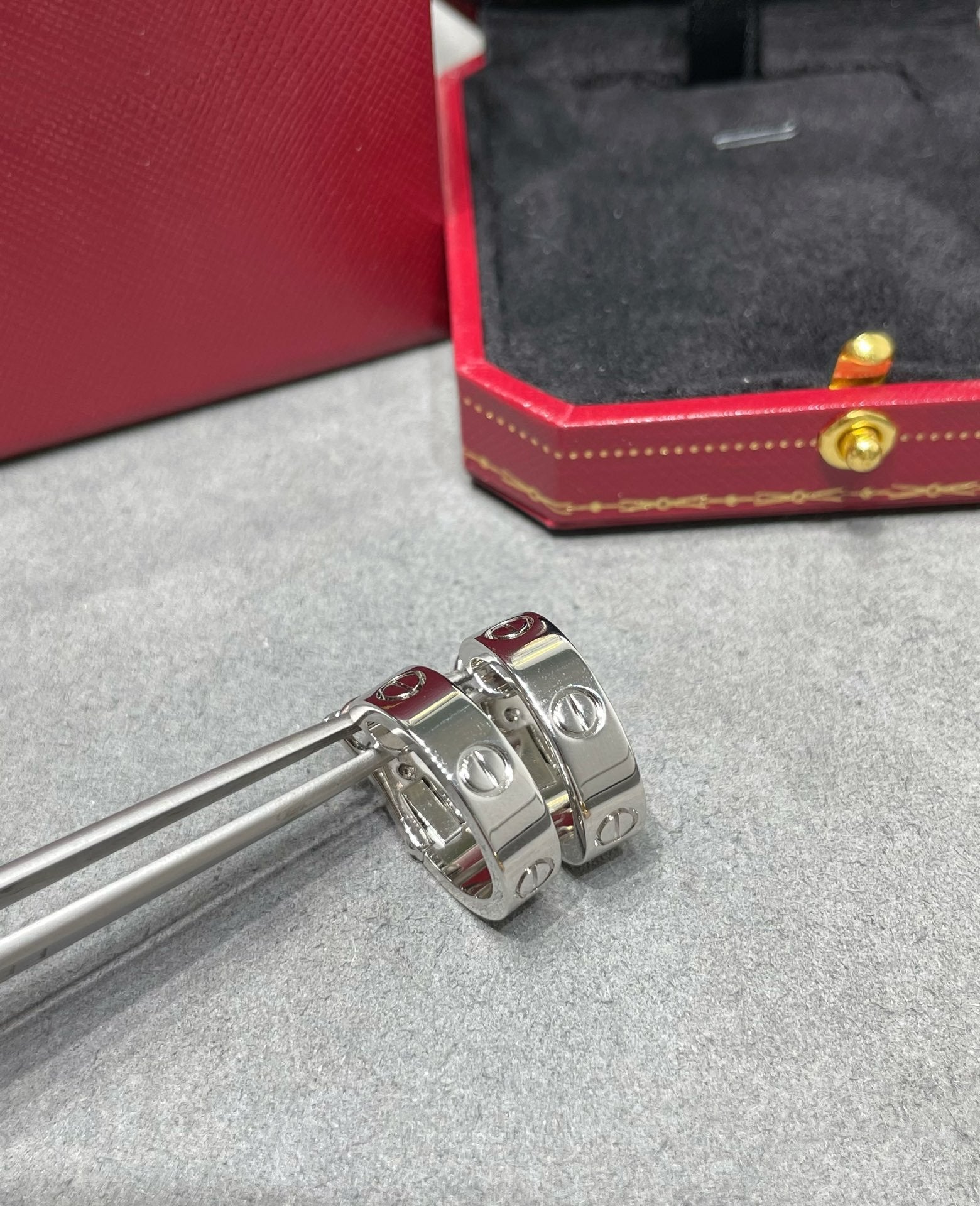 ¡®Lumi¡¯LOVE 5.5MM EARRINGS
