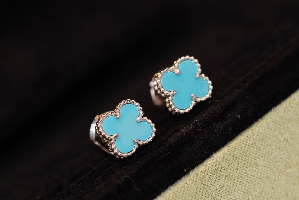 ¡®Lumi¡¯CLOVER MINI TURQUOISE SILVER STUD EARRINGS