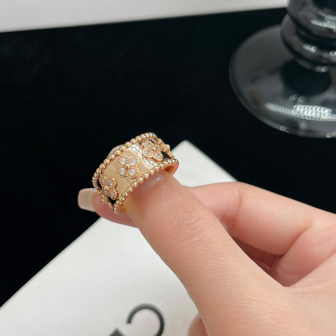 ¡®Lumi¡¯PERLEE DIAMOND LARGE RING