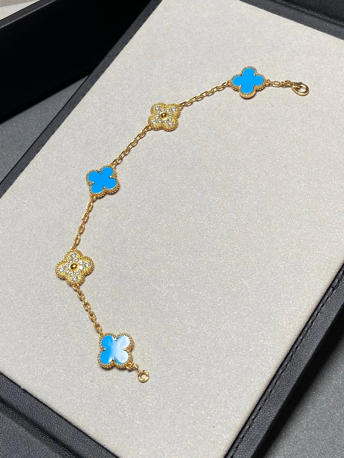 [Lumi jewelry] CLOVER 5 MOTIF BLUE AGATE BRACELET COLLECTION