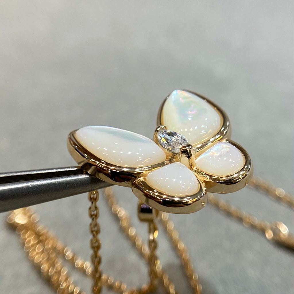 ¡®Lumi¡¯BUTTERFLY MOP DIAMOND NECKLACE