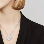 ¡®Lumi¡¯CLOVER 25MM LARGE PENDANT DIAMOND PAVED SILVER NECKLACE