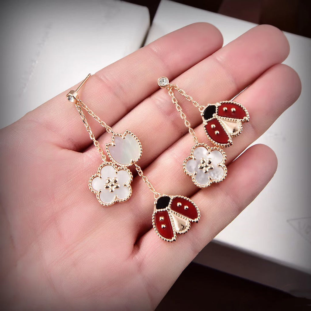 ¡®Imperial¡¯LUCKY LADYBUG WHITE MOP EARRINGS