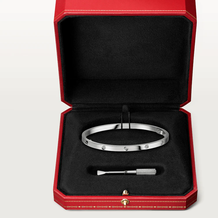 ¡®Lumi¡¯LOVE BRACELET 3.65MM 10 DIAMONDS