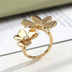 ¡®Lumi¡¯CLOVER COMOS GOLD DIAMOND RING