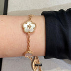 ¡®Lumi¡¯LUCKY SPRING 5 MOTIF BRACELET