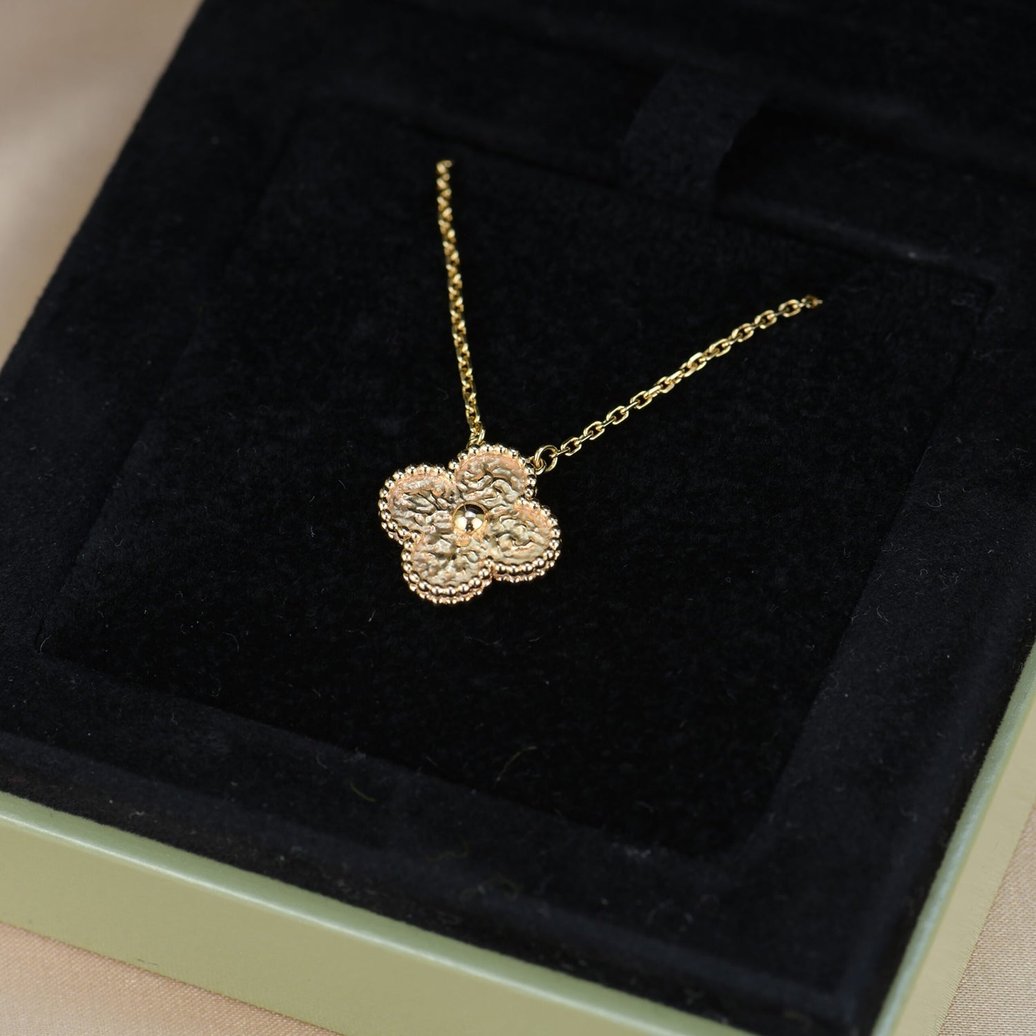 ¡®Lumi¡¯CLOVER 15MM  BRONZING NECKLACE