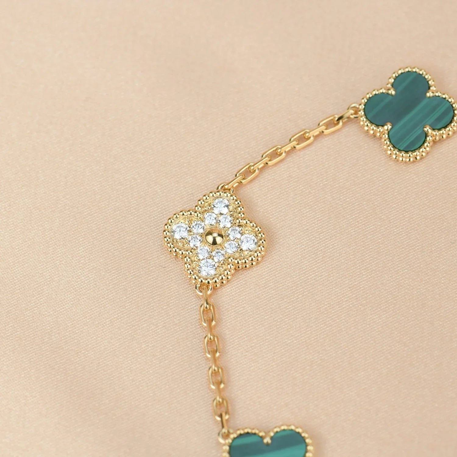 [Lumi]New  CLOVER 5 MOTIF MALACHITE BRACELET COLLECTION
