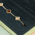 [Lumi jewelry] CLOVER 5 MOTIF RED CORNELIAN BRACELET COLLECTION