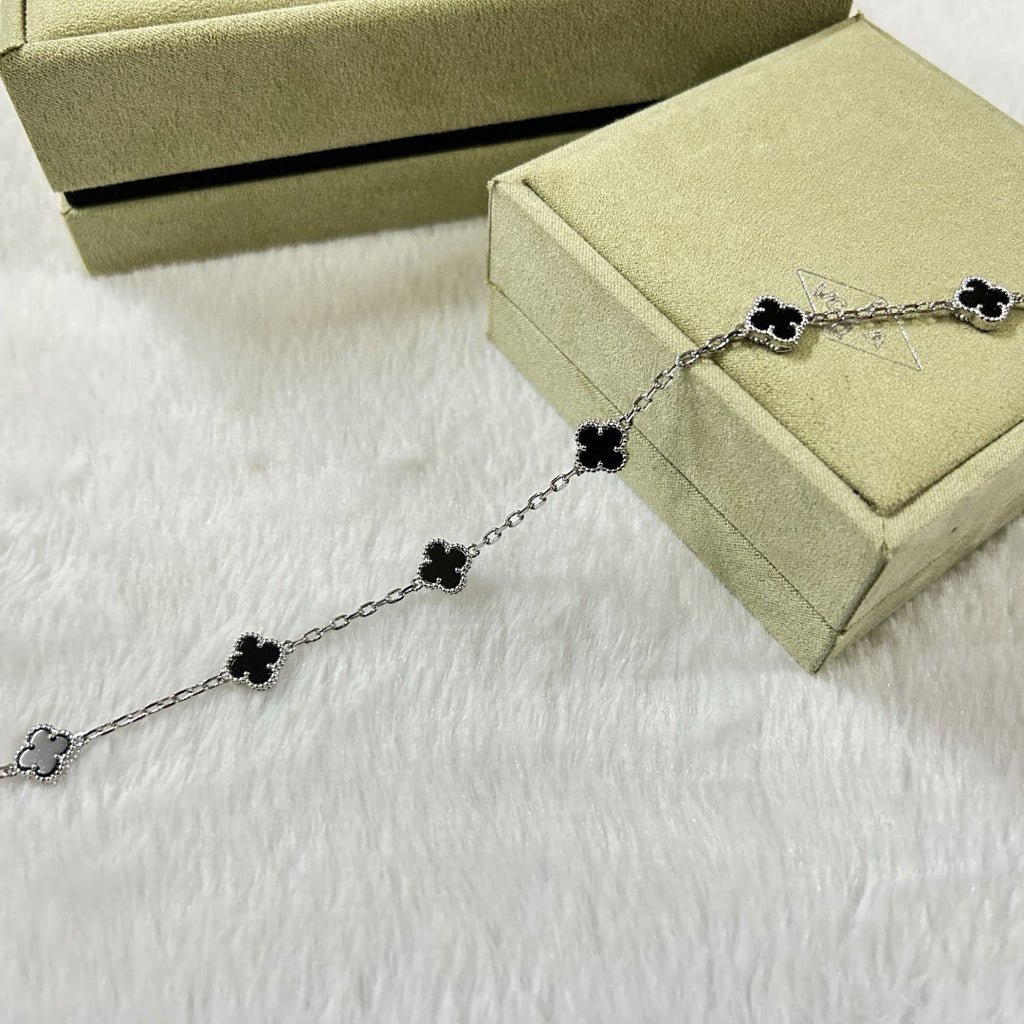 [¡®Lumi¡¯]CLOVER 6 MOTIF  ONYXS BRACELET
