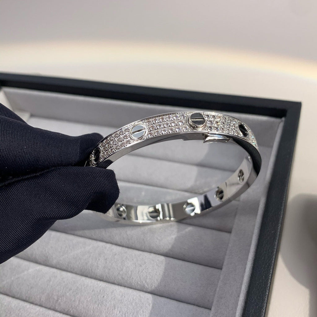 ¡®Lumi¡¯LOVE BRACELET 6.1MM DIAMOND-PAVED CERAMIC