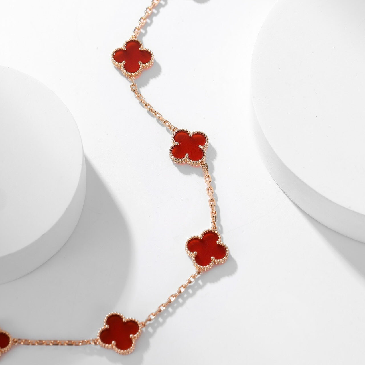 ¡®Lumi¡¯CLOVER 10 MOTIFS CARNELIAN NECKLACE
