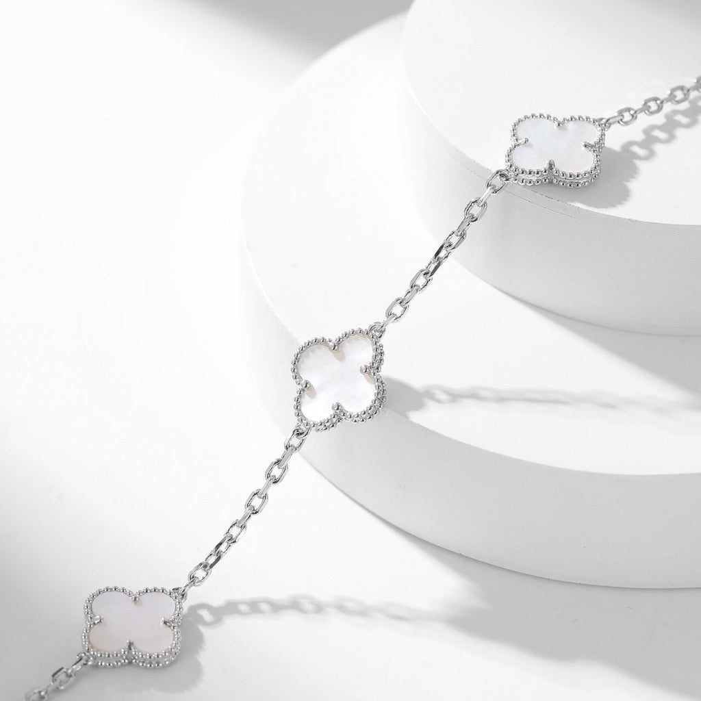 ¡®Lumi¡¯CLOVER 10 MOTIFS WHITE MOTHER OF PEARL NECKLACE