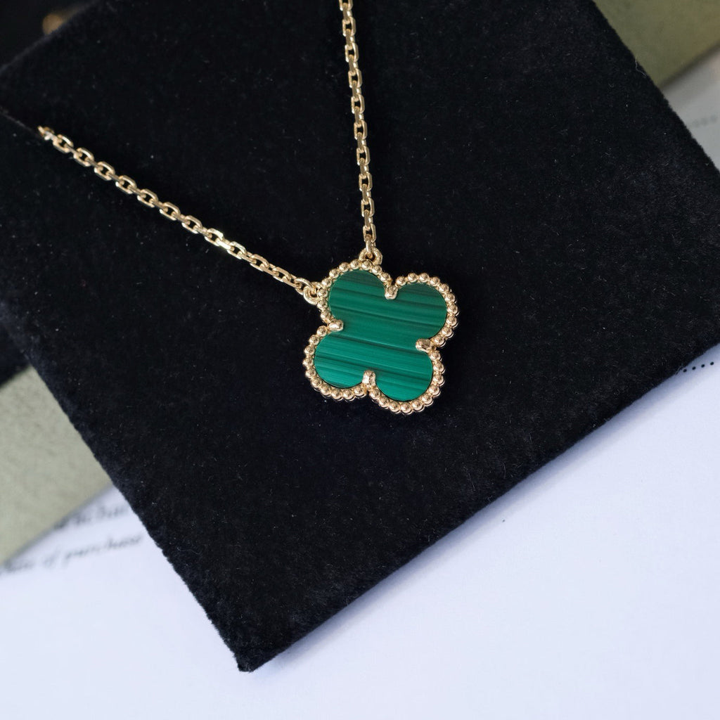 ¡®Lumi¡¯CLOVER 15MM MALACHITE SINGLE FLOWER  NECKLACE