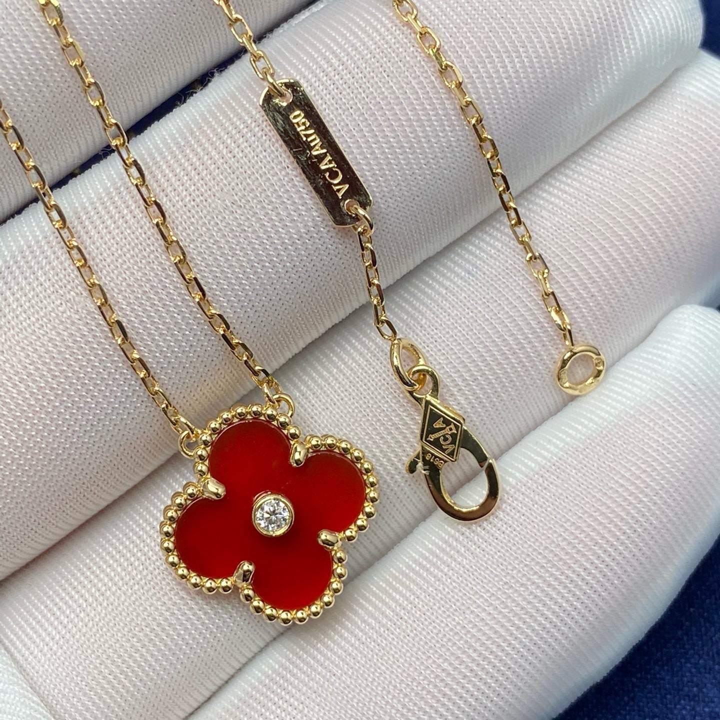 ¡®Lumi¡¯CLOVER 15MM DIAMOND CARNELIAN NECKLACE