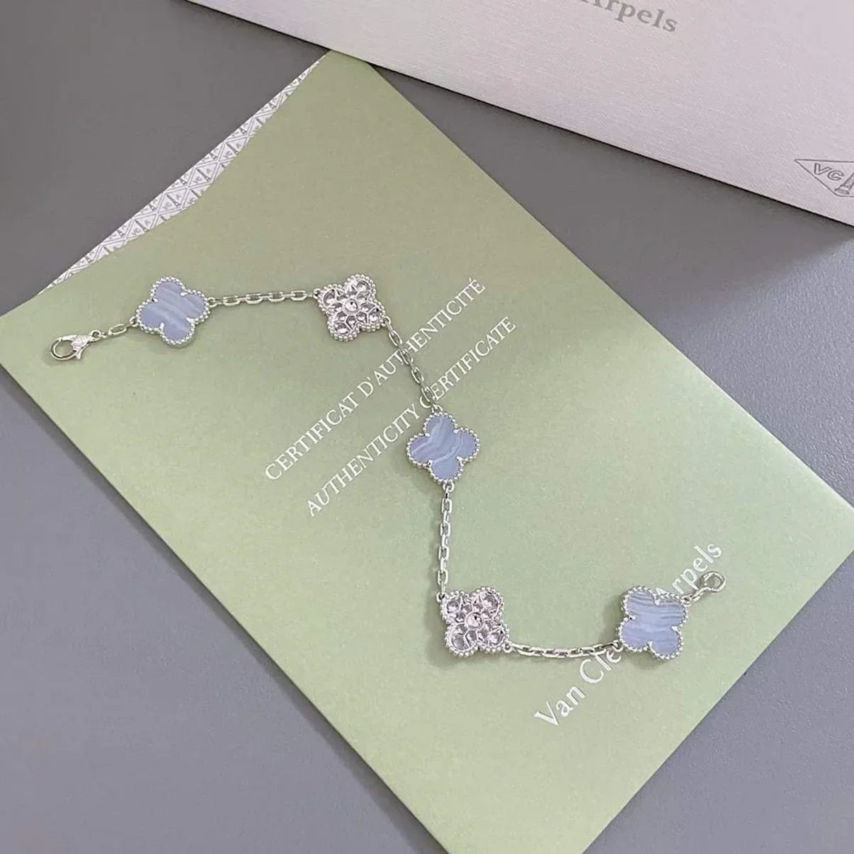 [Lumi]New  CLOVER 5 MOTIF PURPLE CHALCEDONY BRACELET COLLECTION