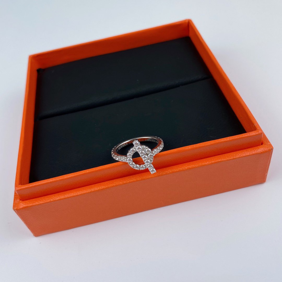 ¡®Lumi¡¯ECHAPPEE RING SILVER DIAMOND