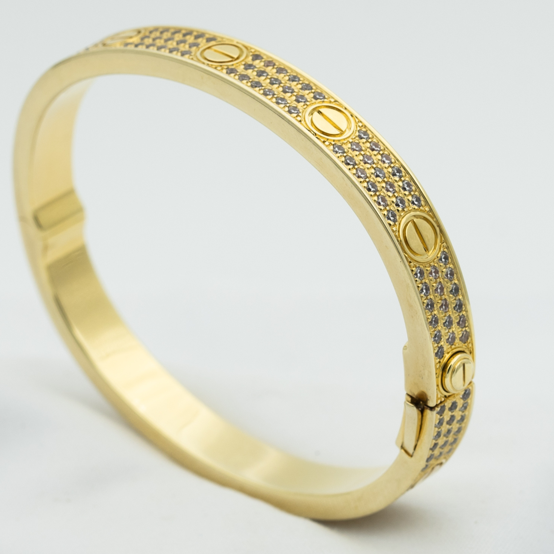 ¡®Lumi¡¯LOVE BRACELET 6.1MM DIAMOND-PAVED