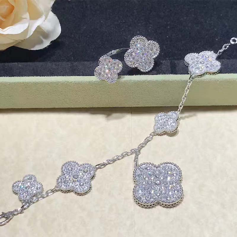 ¡®Lumi¡¯CLOVER 6 MOTIFS SILVER DIAMOND BRACELET