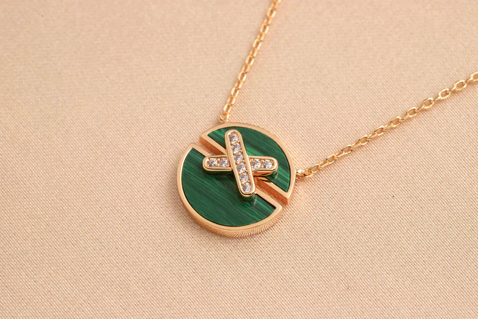 ¡®Lumi¡¯JEUX DE ROSE GOLD DIAMOND NECKLACE