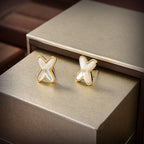 ¡®Lumi¡¯JEUX DE WHITE MOP GOLD DIAMOND EARRINGS