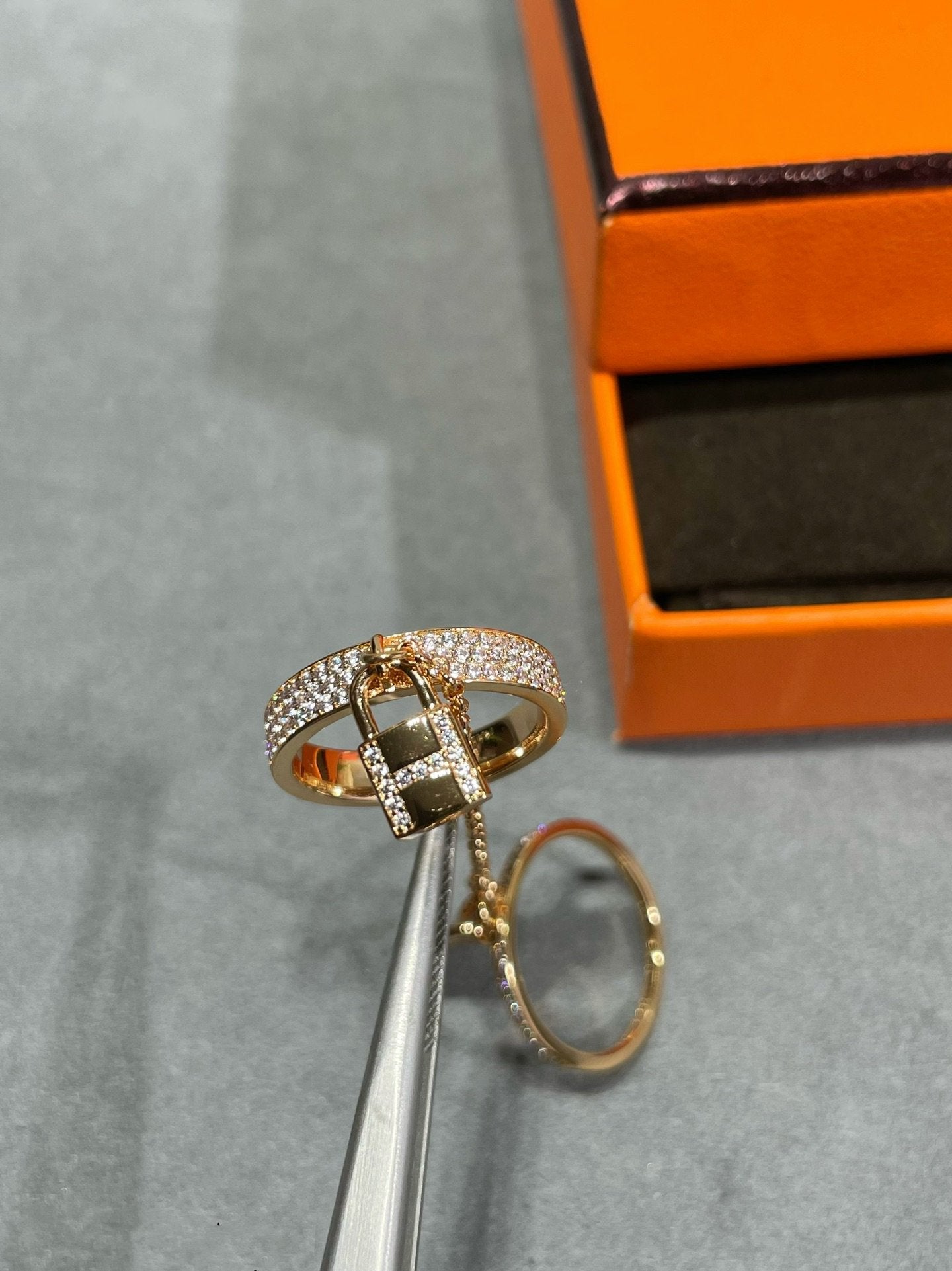 ¡®Lumi¡¯HM KELLY CLOCHETTE DOUBLE RING IN  WITH DIAMONDS