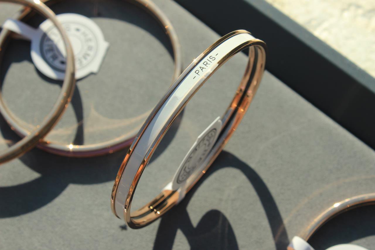 ¡®Lumi¡¯HM UNI BANGLE BAG