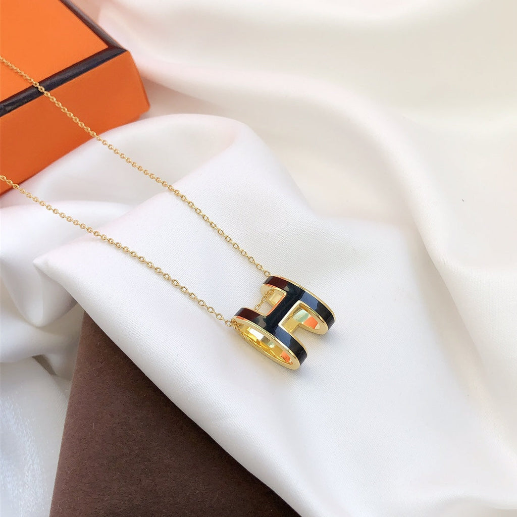 ¡®Lumi¡¯HM CLIC BLACK ENAMEL GOLD NECKLACE